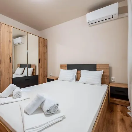 Kanchitos - 2br Artistic Place Varna