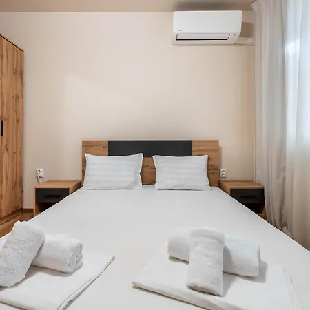 Kanchitos - 2br Artistic Place * Varna