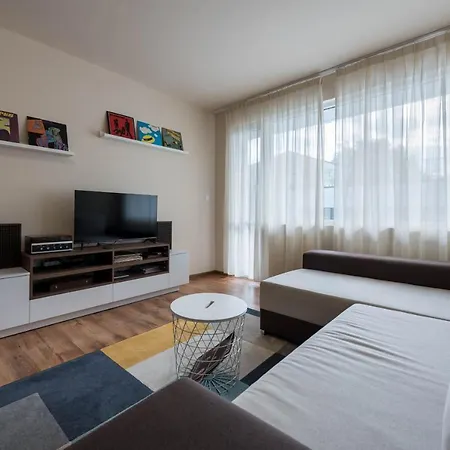 Kanchitos - 2br Artistic Place Varna